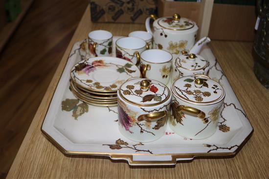 A fifteen Wedgwood cabaret set, with bramble decoration